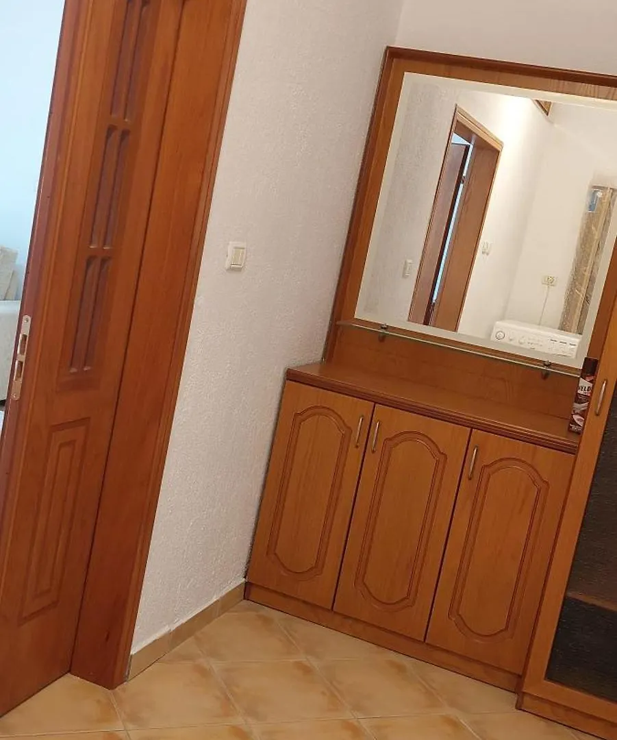 Shehu Guest House Downtownn Αργυρόκαστρο Διαμέρισμα