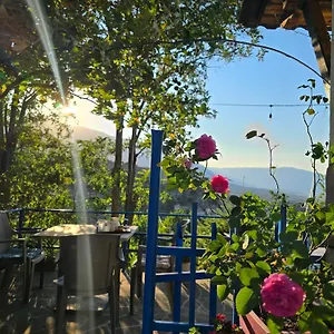 Pensión Clockwise Guestrooms, Gjirokastër